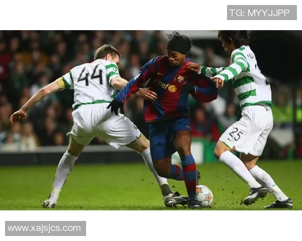 足球明星各具特色的打球风格解析与技巧分享